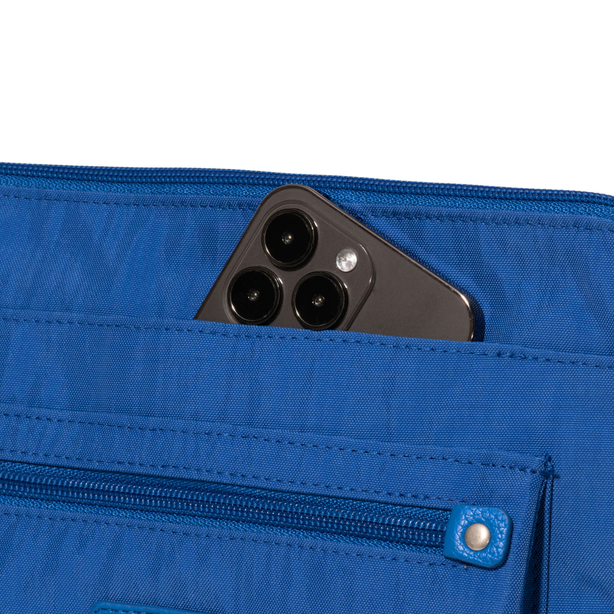 True Classic Go Bagg With RFID Wristlet